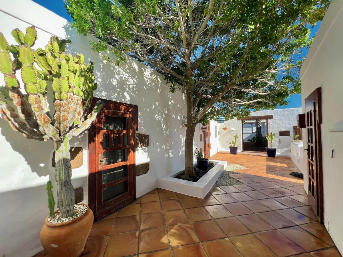 Stylish Getaway With Secluded Patio In Lava Finca Uga Exterior photo