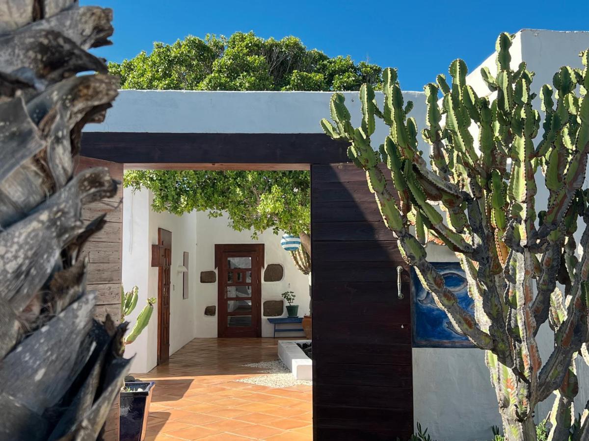 Stylish Getaway With Secluded Patio In Lava Finca Uga Exterior photo